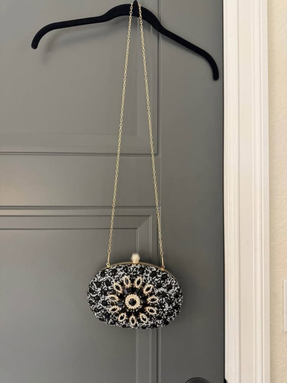 NWT Ramla Black Crystal Embellished Oval Evening Clutch